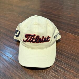 Titleist golf Cap - white